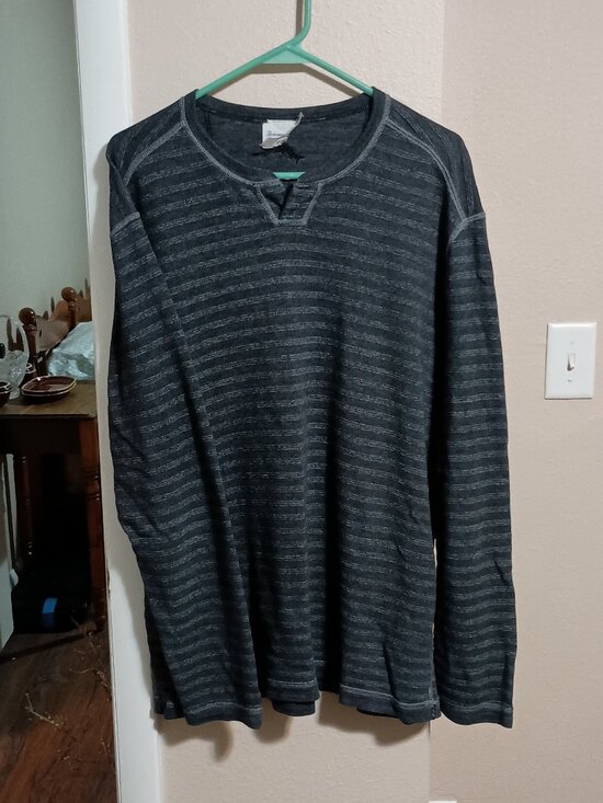 Tommy Bahama Reversible Men's Long Sleeve Knit Pullover Shirt Size Large Gray - Picture 2 of 11